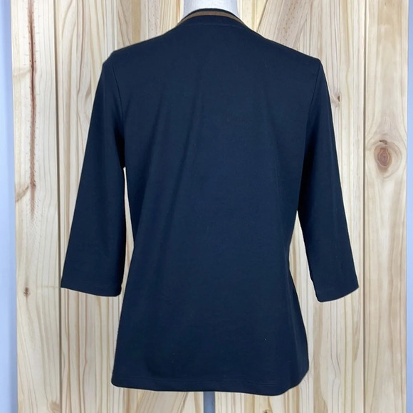 Women's Navy V-Neck Top - Picture 4 of 8